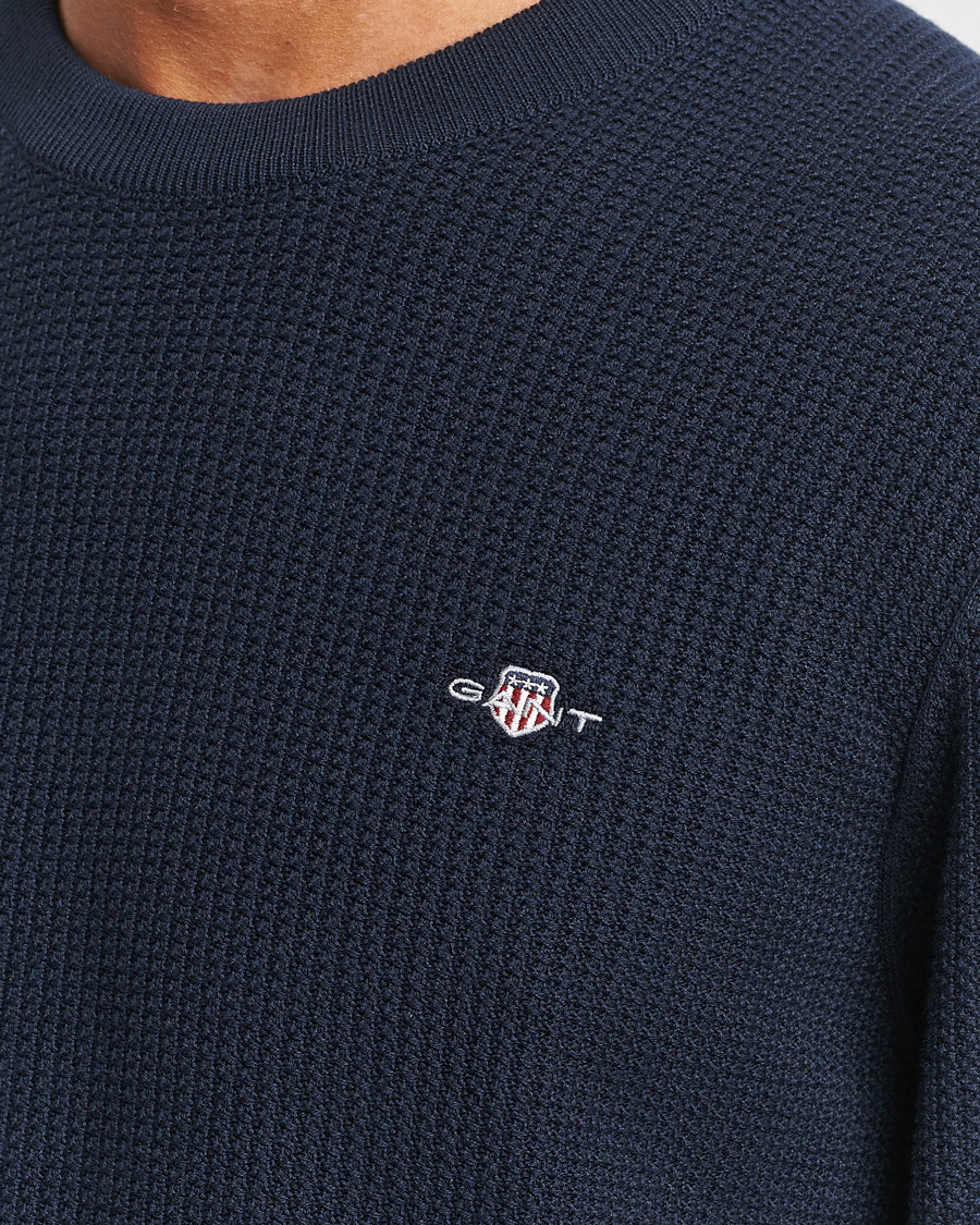 Men | Sweaters & Knitwear | GANT | Cotton Micro Textured Crew Neck Evening Blue
