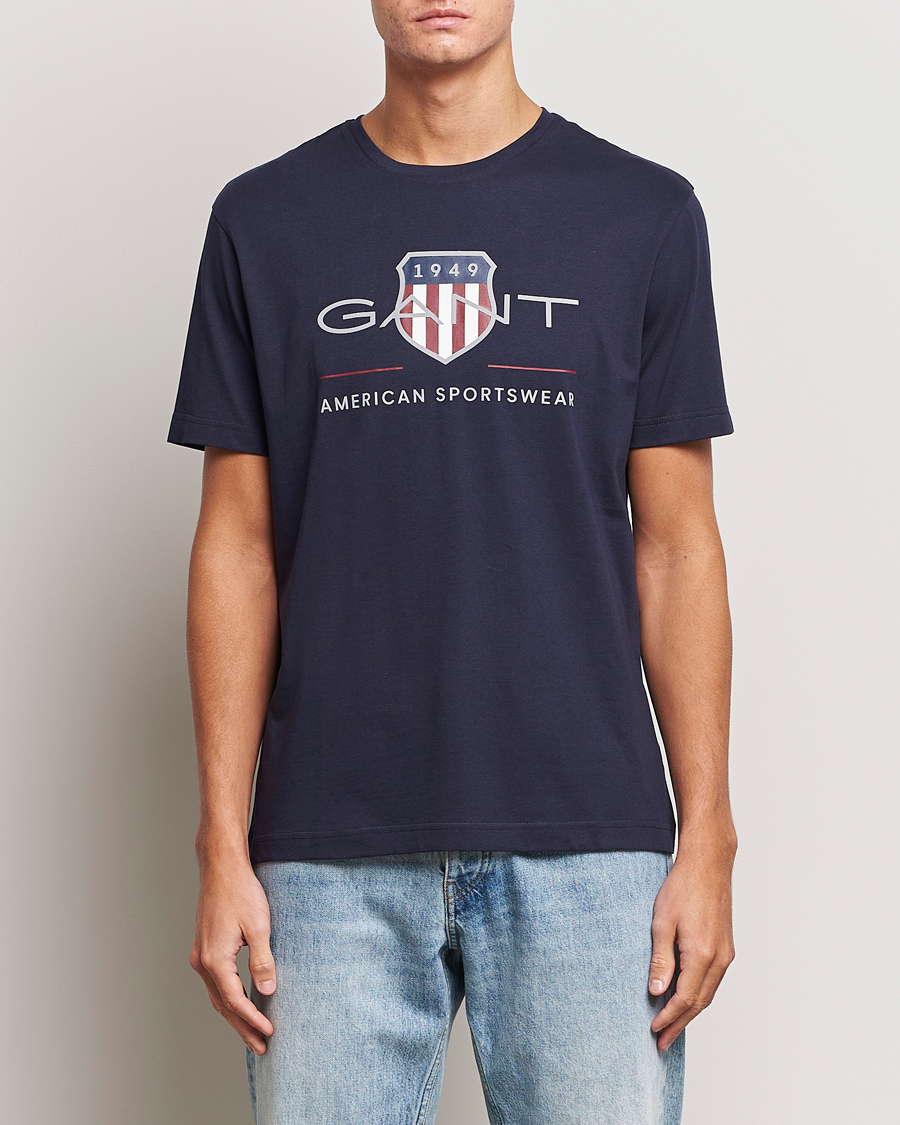 Men | Preppy Authentic | GANT | Archive Shield Logo T-Shirt Evening Blue