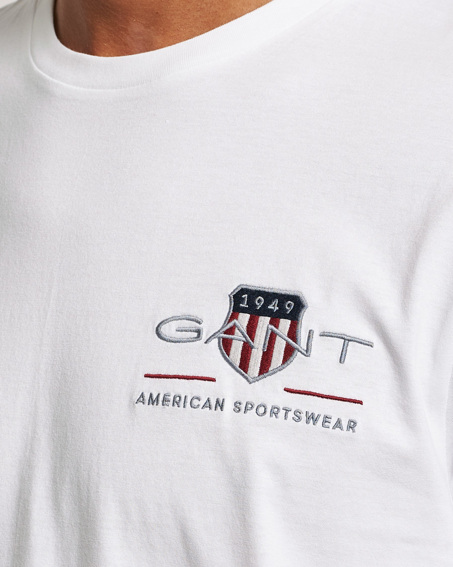 Men | T-Shirts | GANT | Archive Shield Small Logo T-Shirt White