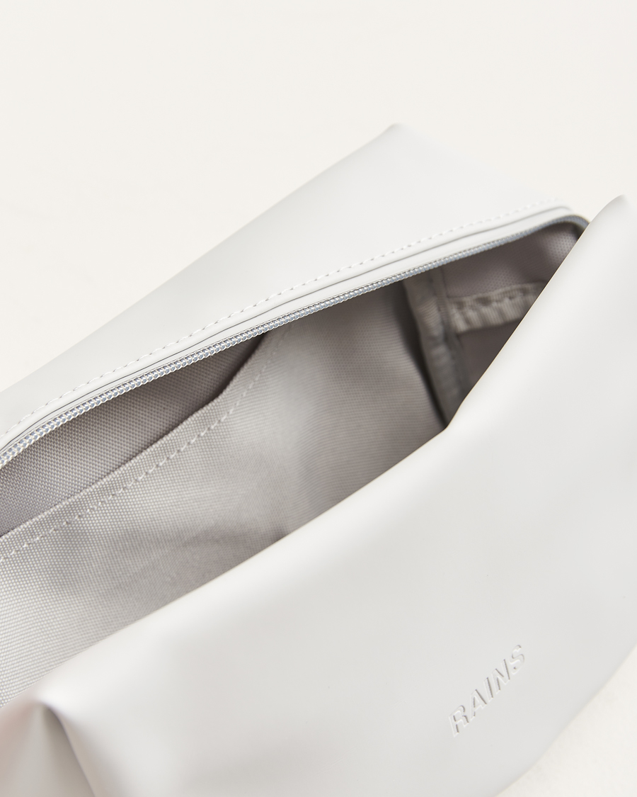Men | RAINS Washbag Small Ash | RAINS | Washbag Small Ash