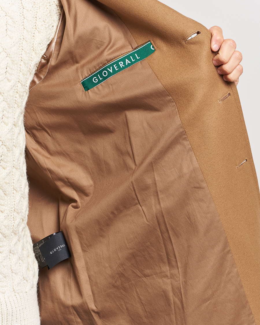 Men | Coats & Jackets | Gloverall | Chesterfield Wool/Cashmere Raglan Coat Camel