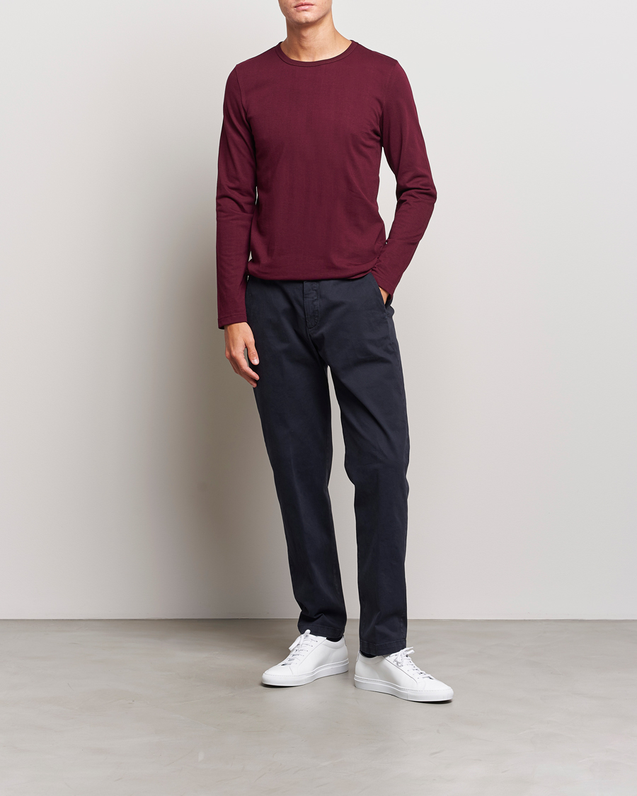 Men | T-Shirts | Merz b. Schwanen | 1950s Classic Loopwheeled Longsleeve T-Shirt Ruby Red