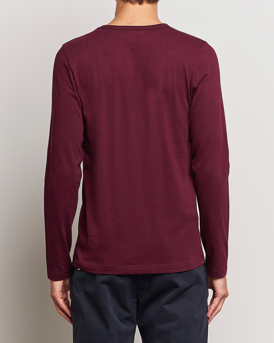 Men | T-Shirts | Merz b. Schwanen | 1950s Classic Loopwheeled Longsleeve T-Shirt Ruby Red
