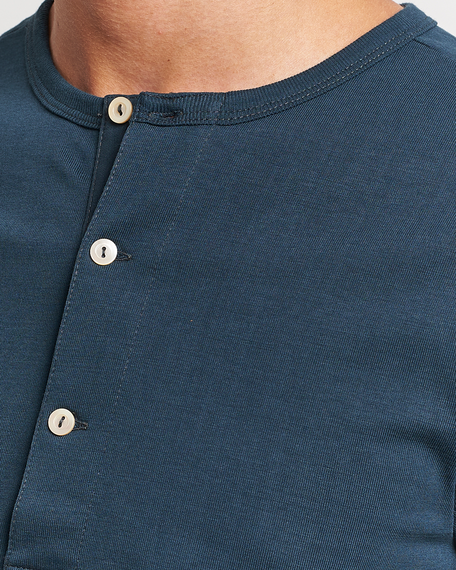 Men | Sweaters & Knitwear | Merz b. Schwanen | Classic Organic Cotton Henley Mineral Blue