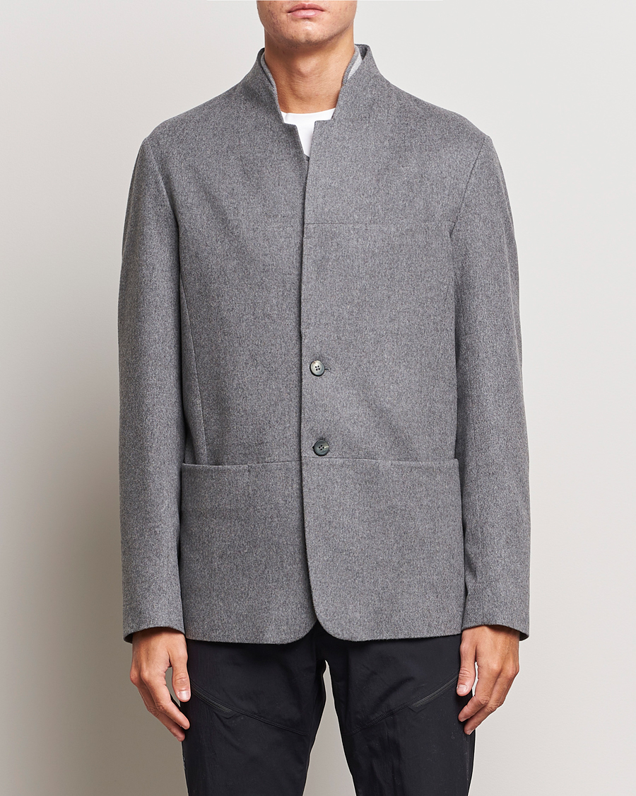 Men | Wool Blazers | SEASE | Ellen Wool/Cashmere Blazer Light Grey