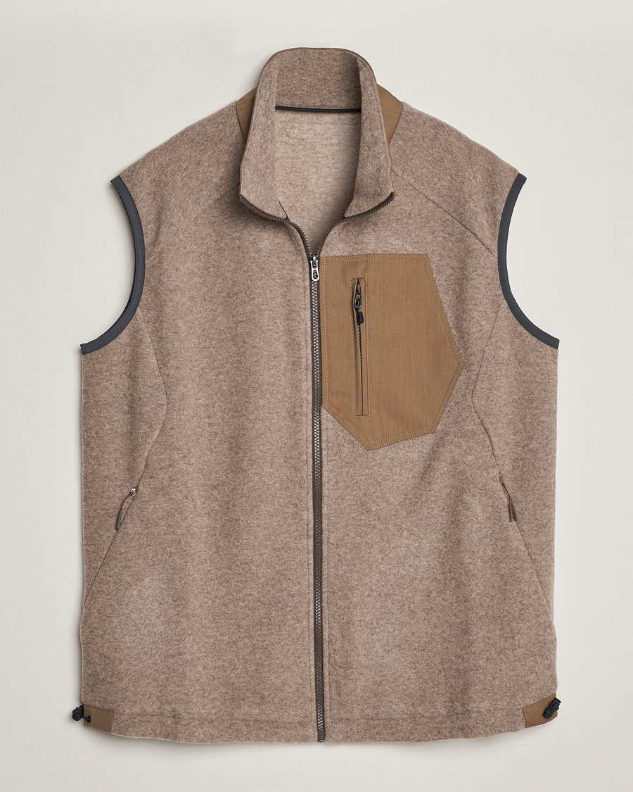 Men | Coats & Jackets | SEASE | Explorer Cashmere Fleece Vest Oyster