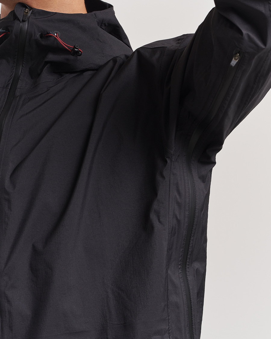Men | Coats & Jackets | District Vision | 3-Layer Mountain Shell Jacket Black