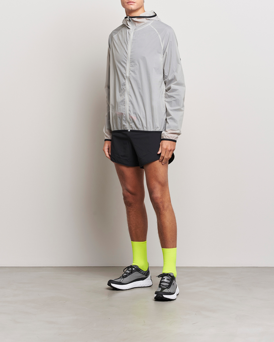 Men | Coats & Jackets | District Vision | Ultralight Packable DWR Wind Jacket Moonstone