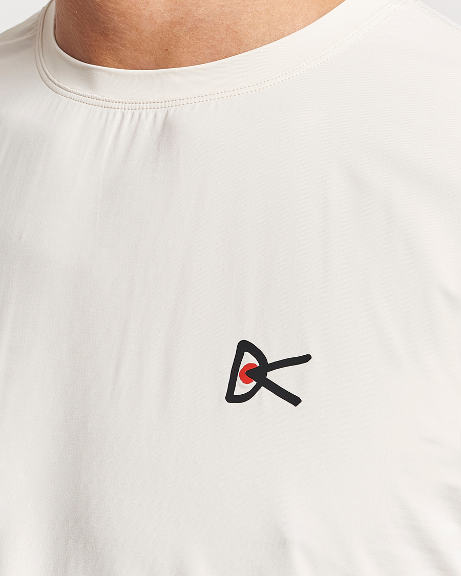 Men | T-Shirts | District Vision | Ultralight Aloe Short Sleeve Mushroom