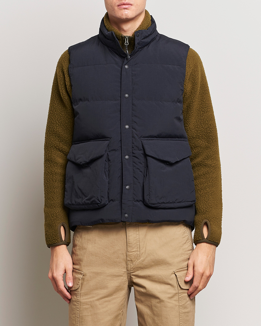 Men | Coats & Jackets | Snow Peak | Recycled Down Vest Black