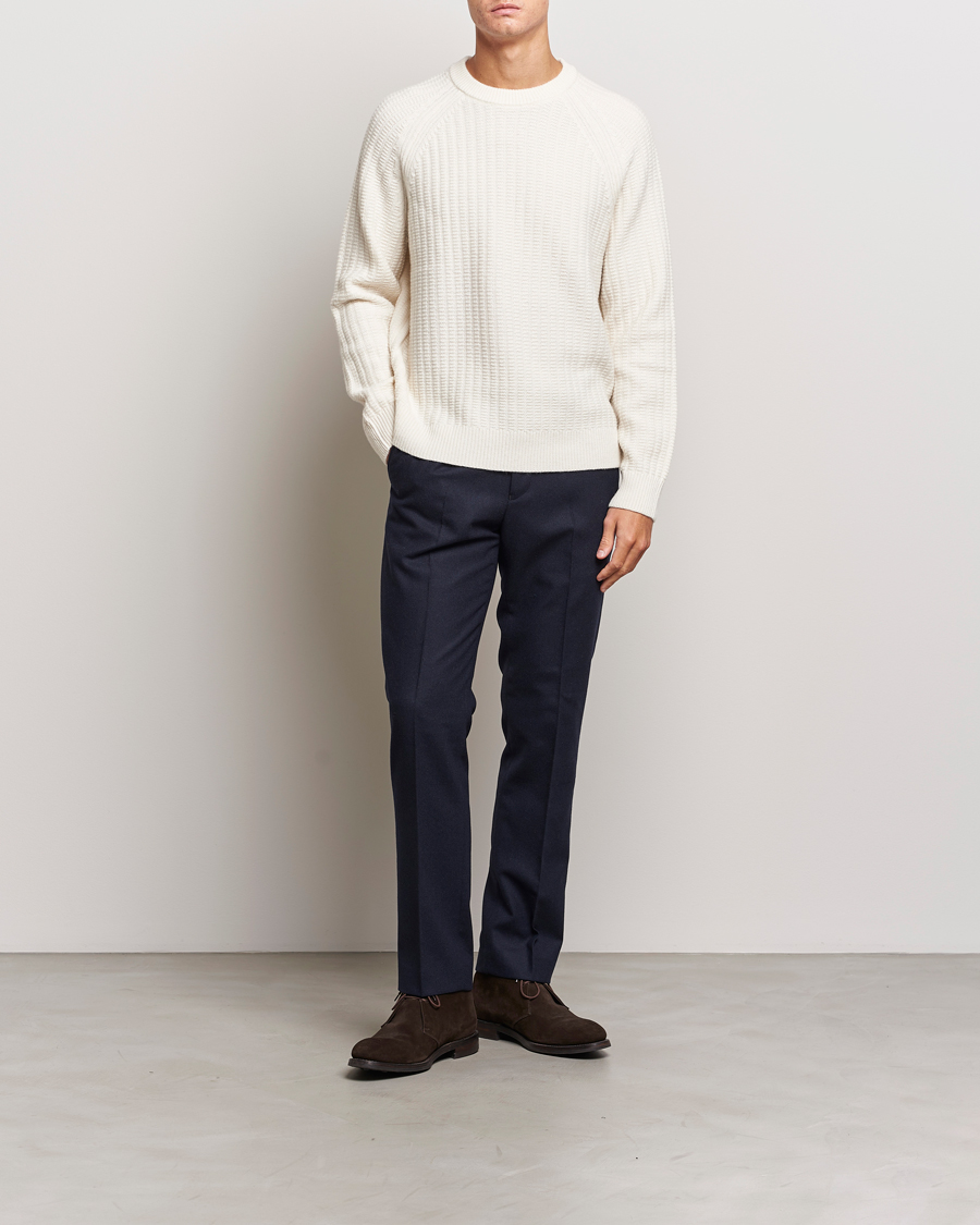 Men | Sweaters & Knitwear | GANT | Textured Raglan Knitted Crew Neck Cream