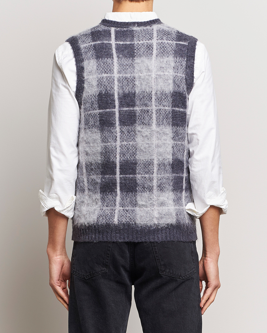 Men | Sweaters & Knitwear | BEAMS PLUS | Check Mohair Vest Grey