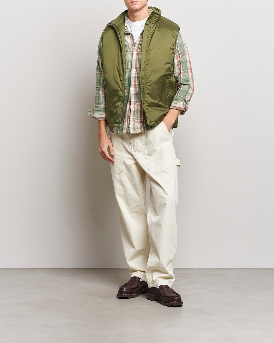 Men | Coats & Jackets | BEAMS PLUS | MIL Puffer Vest Olive