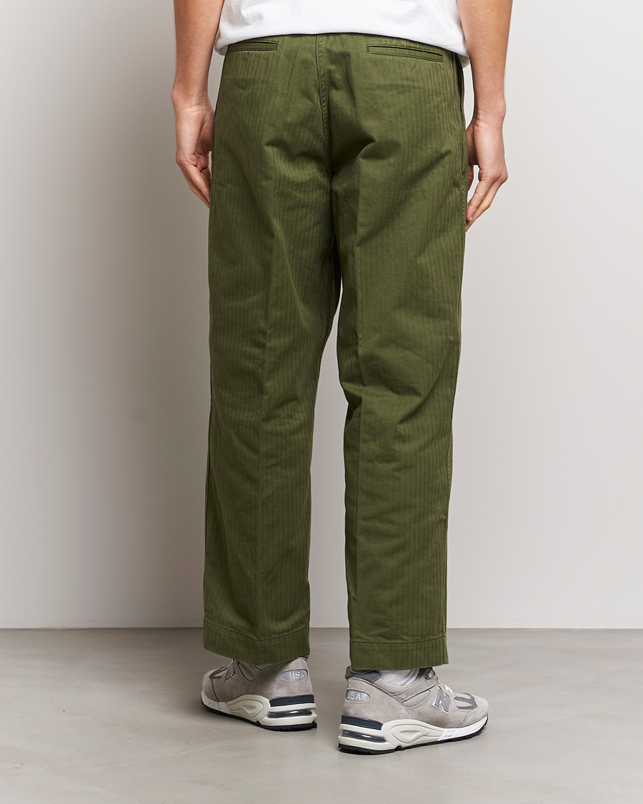 Men | Trousers | BEAMS PLUS | MIL Herringbone Trousers Olive