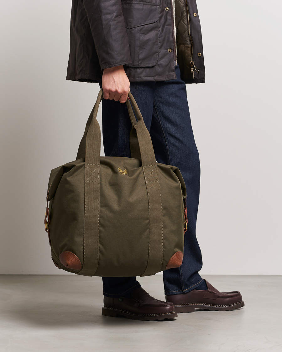 Men | Bennett Winch | Bennett Winch | Small Nylon Cargo Bag Olive