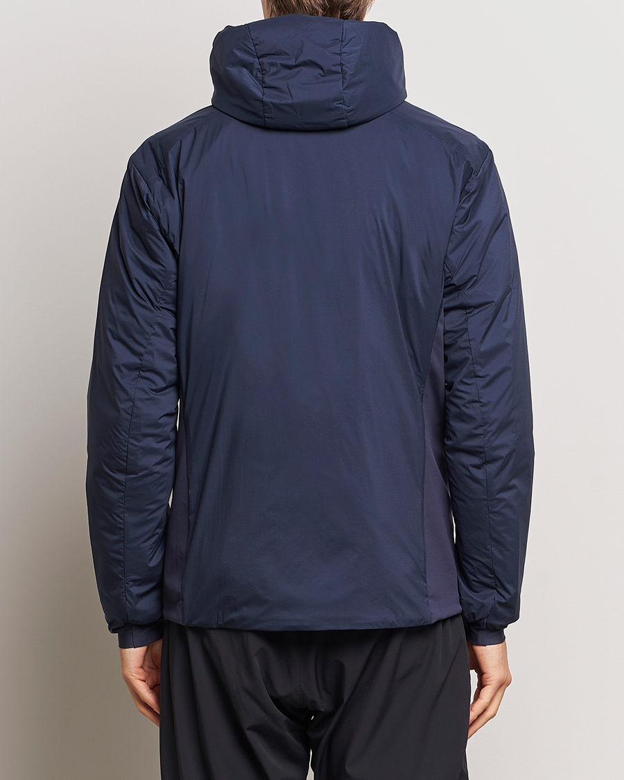 Men | Coats & Jackets | Arc'teryx | Atom Hooded Jacket Black Sapphire