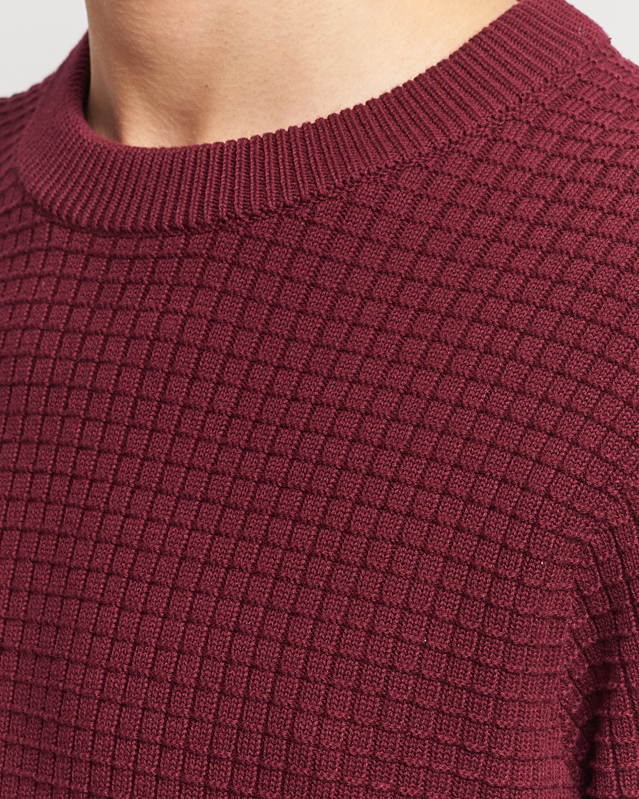 Men | Sweaters & Knitwear | J.Lindeberg | Archer Structure Sweater Zinfandel