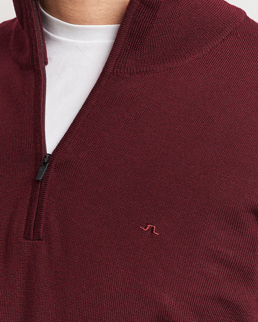 Men | Sweaters & Knitwear | J.Lindeberg | Kiyan Quarter Zip Wool Sweater Zinfandel