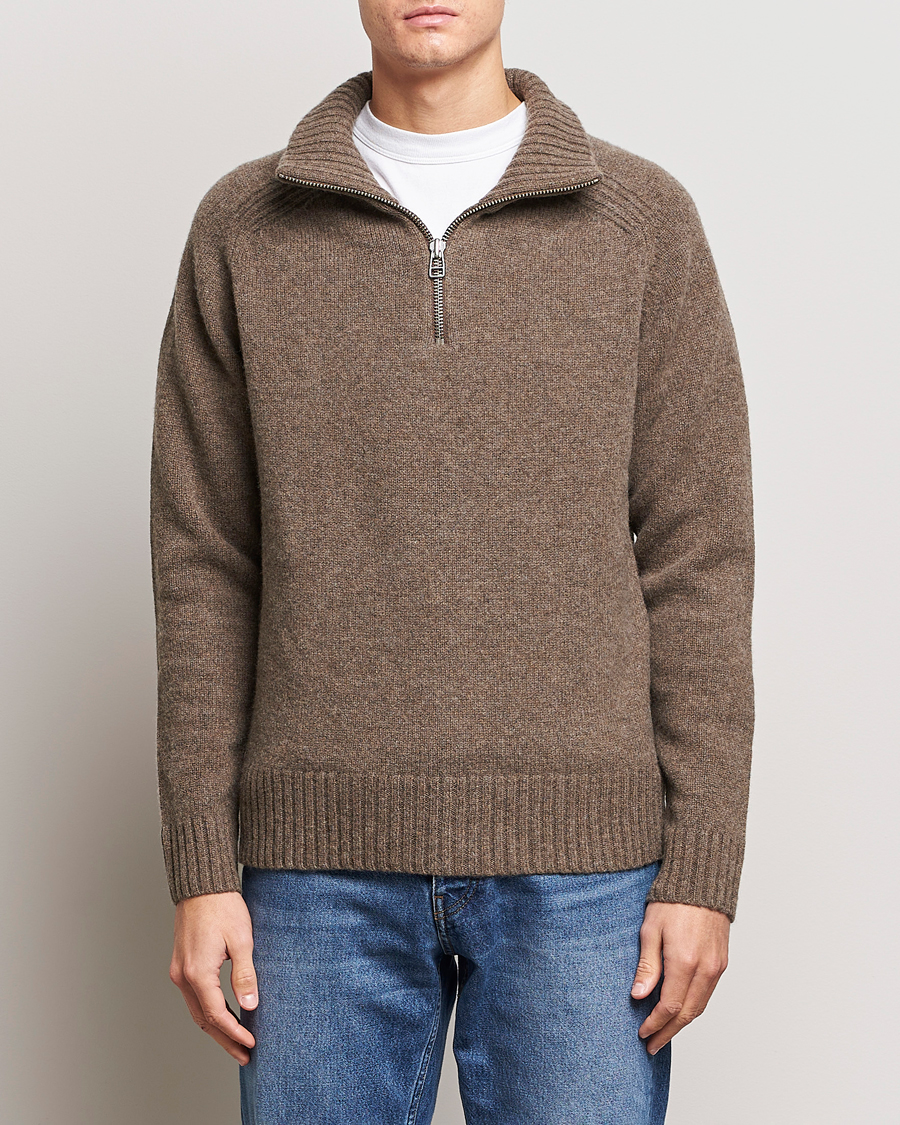 Men | Sweaters & Knitwear | A Day's March | Cullan Wool Half-Zip Dark Taupe