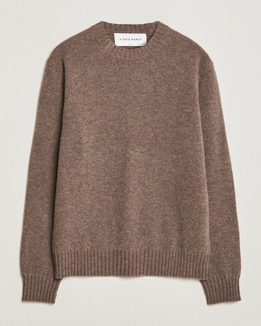 Men | A Day's March | A Day's March | Marlow Lambswool Crew Dark Taupe