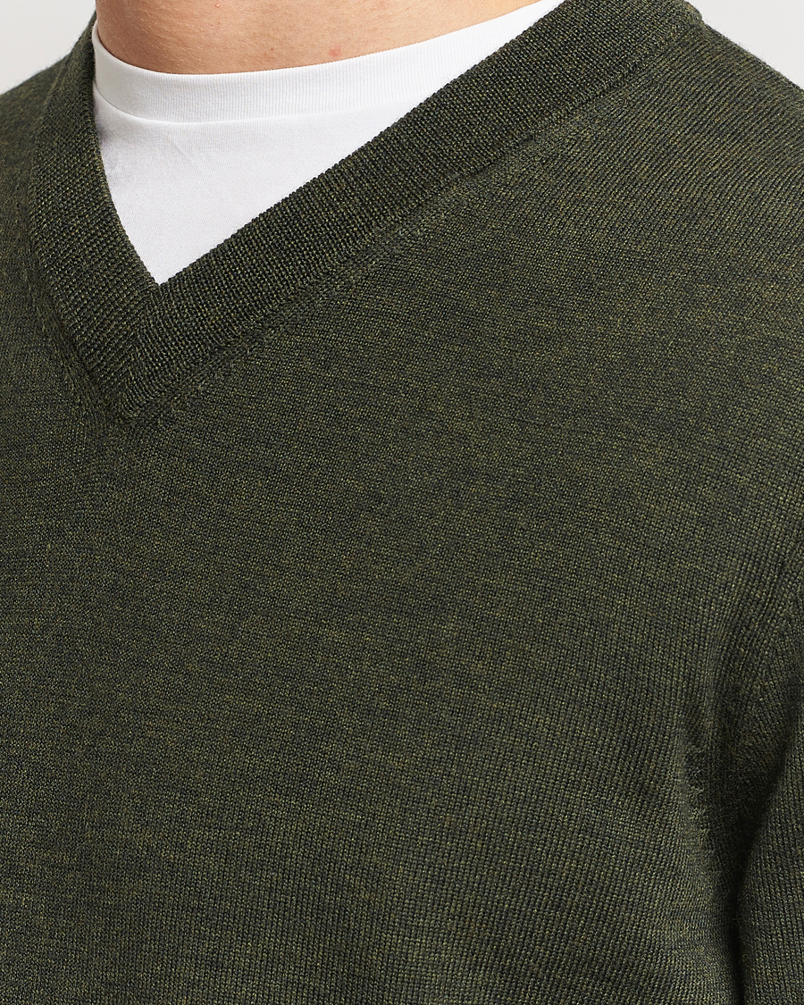 Men | Sweaters & Knitwear | NN07 | Sergio V-Neck Pullover Dark Green