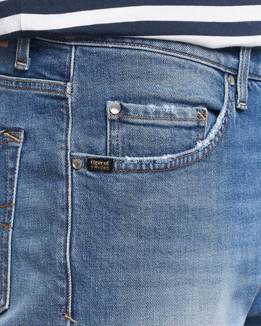 Men | Jeans | Tiger of Sweden | Pistolero Stretch Cotton Jeans Light Blue