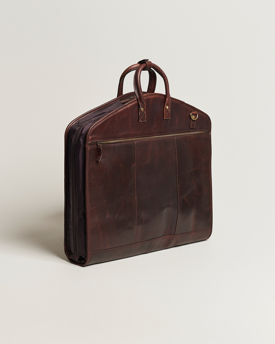 Men | Bags | Loake Shoemakers | London Leather Suit Carrier Brown