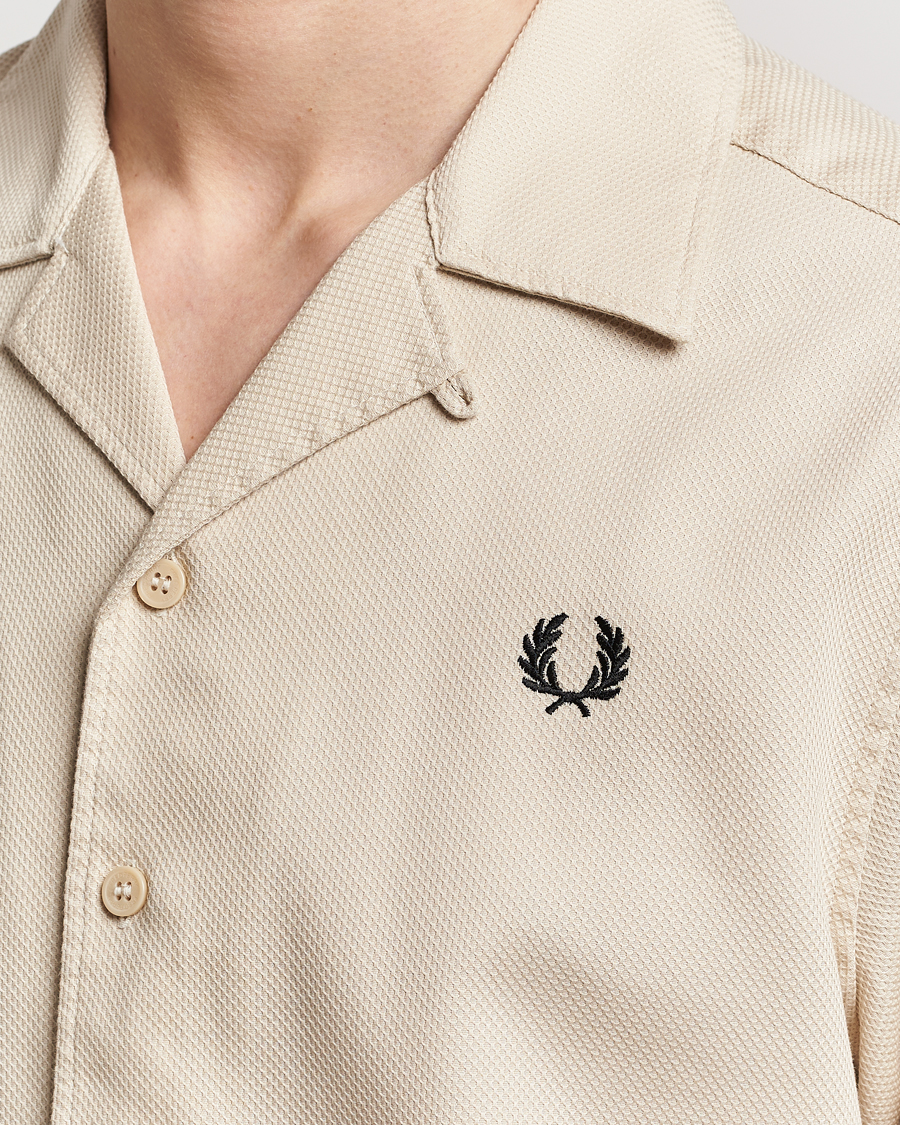 Men | Shirts | Fred Perry | Pique Textured Short Sleeve Shirt Oatmeal