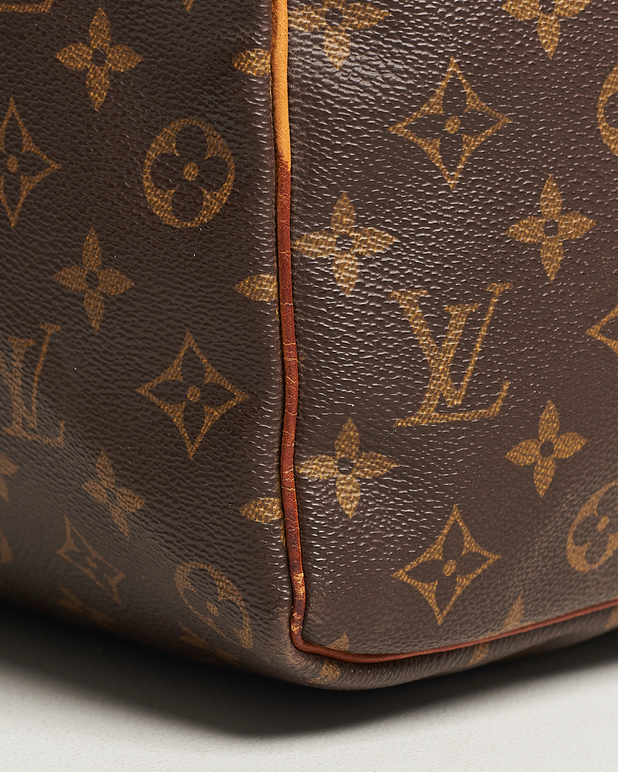 Super Louis Vuitton Essential Women'S Golden V Logo Brown Monogram