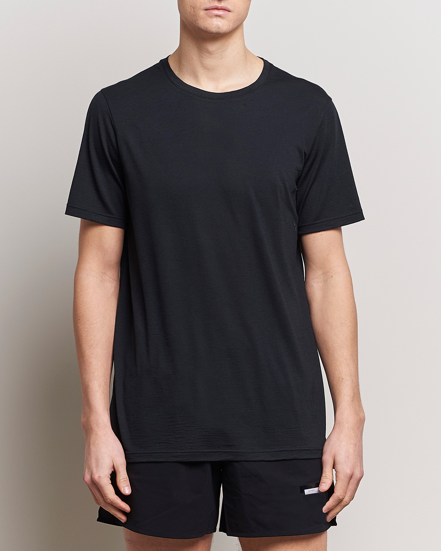 Men | Short Sleeve T-shirts | Houdini | Desoli Merino T-Shirt True Black