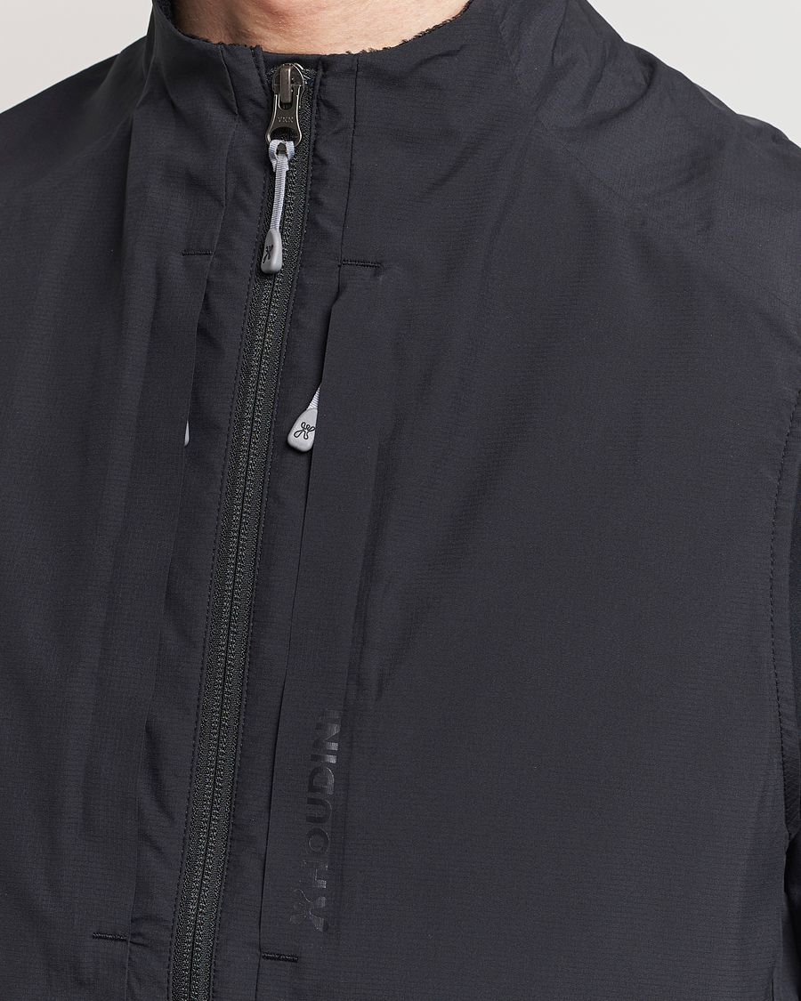 Men | Sweaters & Knitwear | Houdini | Pace Hybrid Softshell Vest True Black