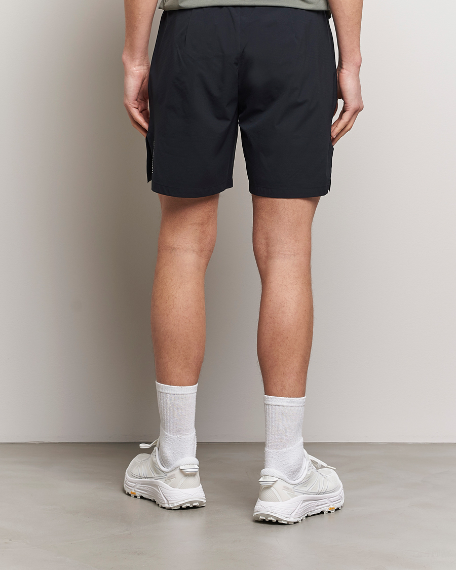 Men | Shorts | Houdini | Pace Light Shorts True Black