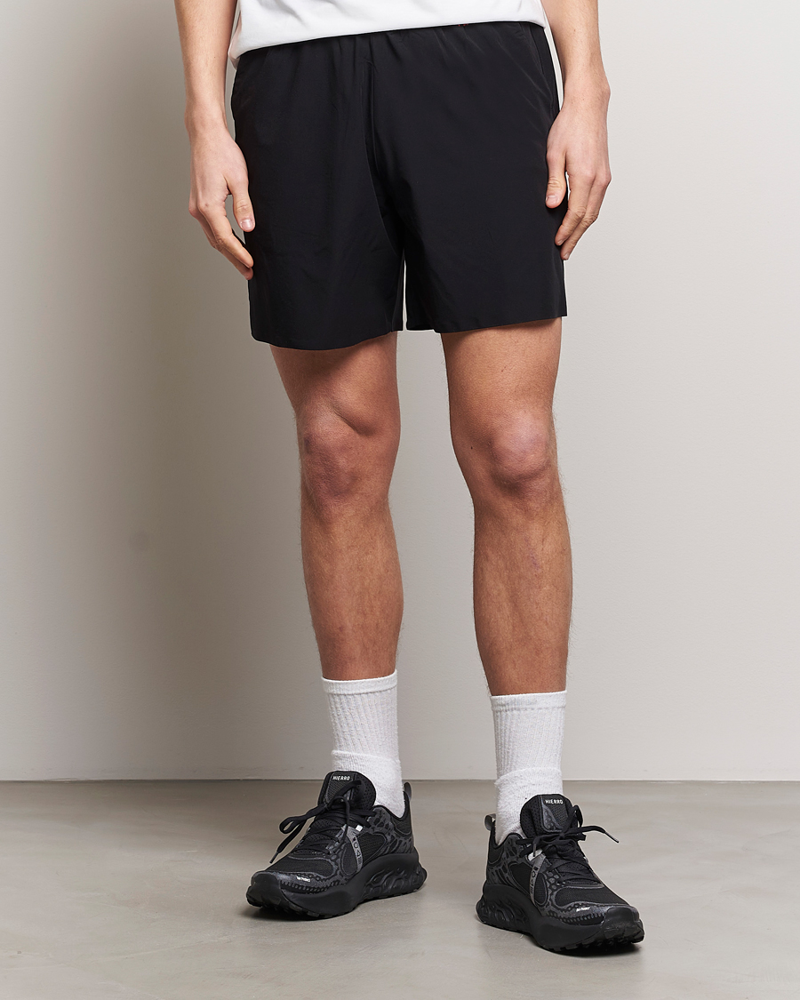 Men | Clothing | Falke Sport | Falke Core Shorts Black