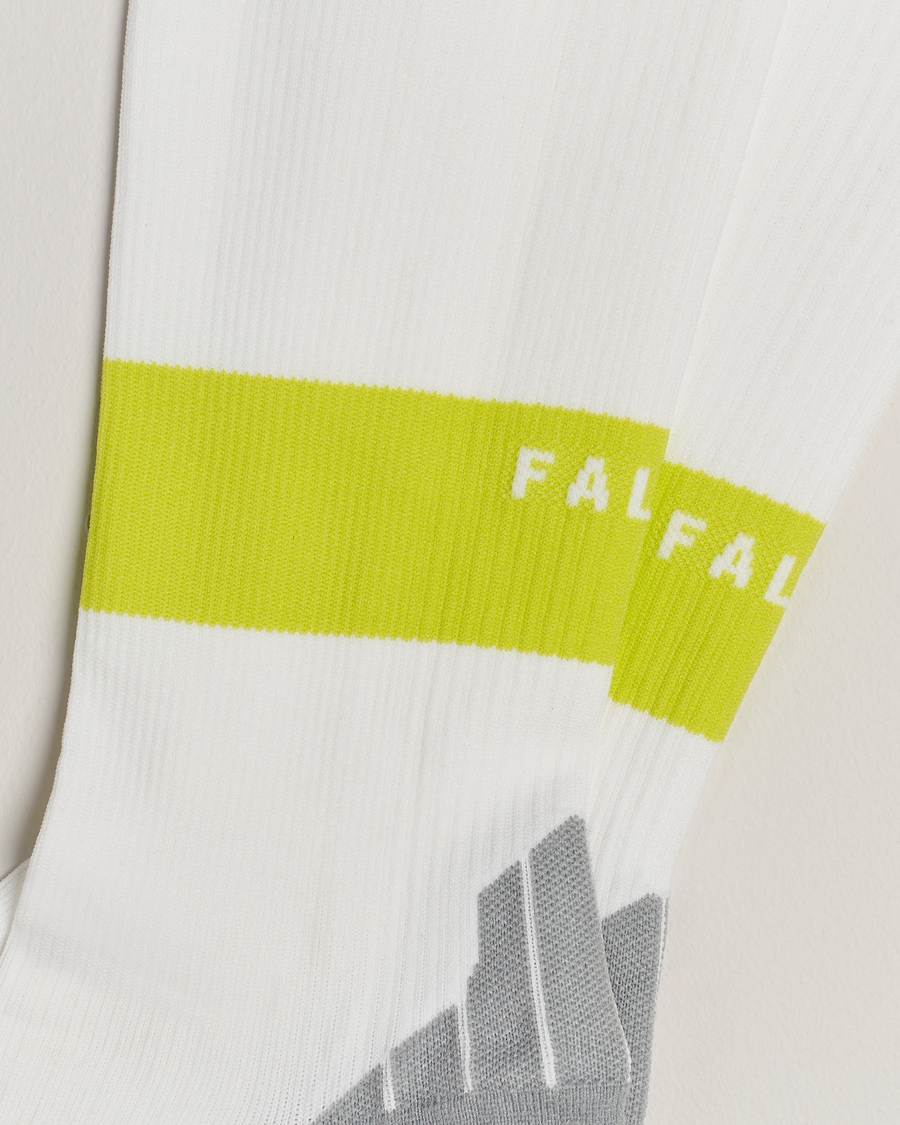 Herr | Knästrumpor | Falke Sport | Falke RU Compression Running Socks White
