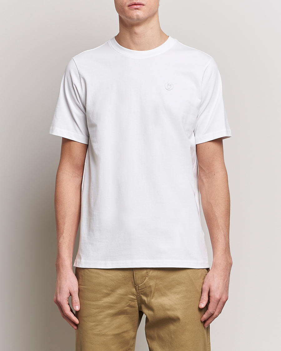 Men | Clothing | KnowledgeCotton Apparel | Loke Badge T-Shirt Bright White