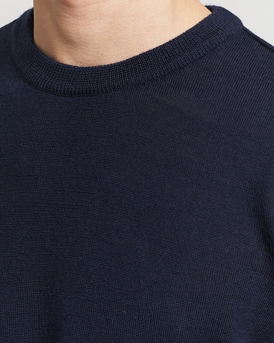 Men | Sweaters & Knitwear | KnowledgeCotton Apparel | Regular Merino Knit Crew Neck Total Eclipse