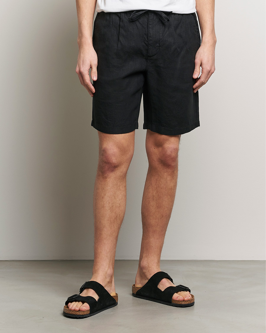 Men | Linen Shorts | KnowledgeCotton Apparel | Loose Linen Shorts Jet Black