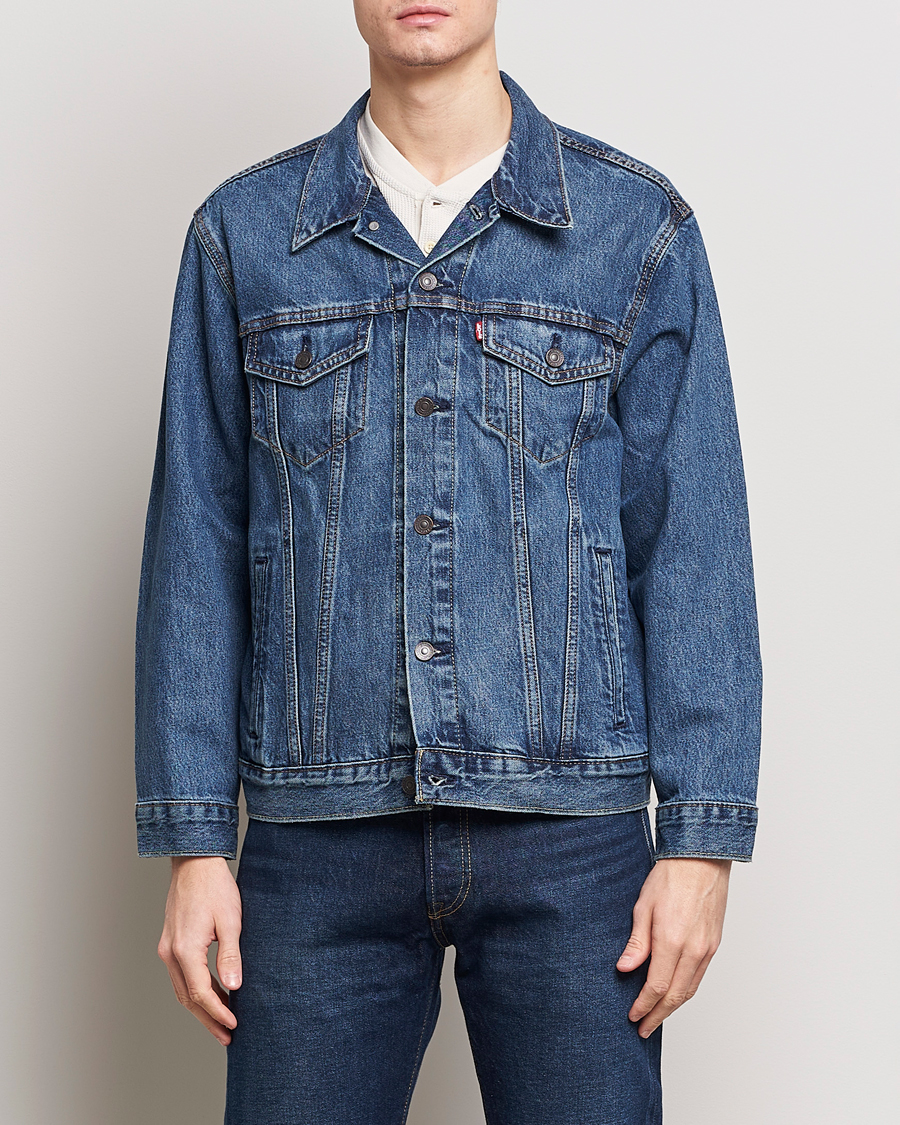 Men | Coats & Jackets | Levi's | Relaxed Fit Trucker Denim Jacket Waterfalls