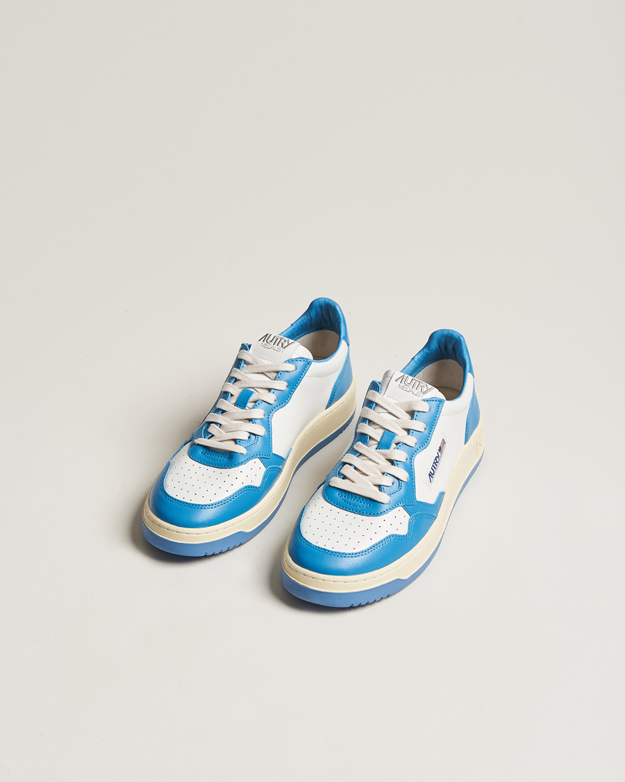 Men | Sneakers | Autry | Medalist Low Bicolor Leather Sneaker White/Blue