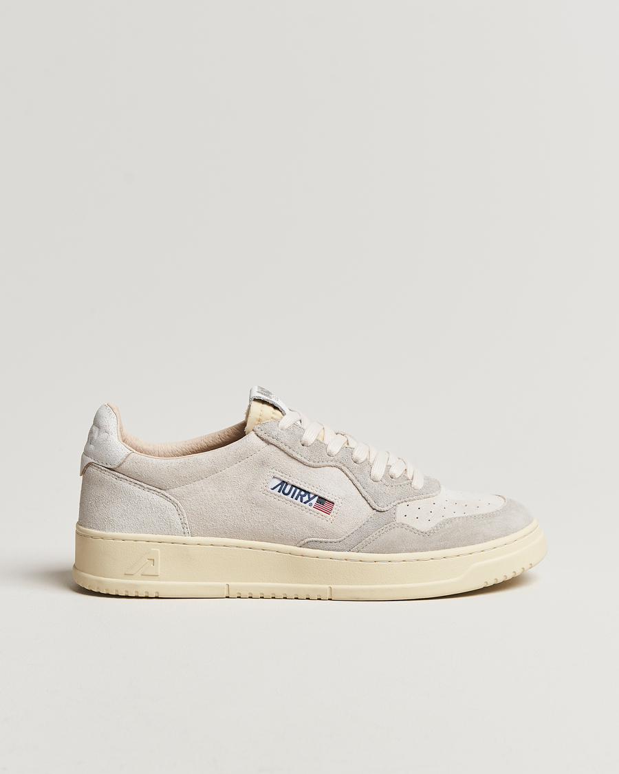 Men | Autry Medalist Low Suede Sneaker Cream | Autry | Medalist Low Suede Sneaker Cream
