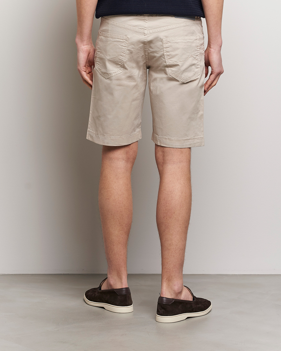 Men | Shorts | Jacob Cohën | Nicolas Cotton Gabardine Shorts Beige