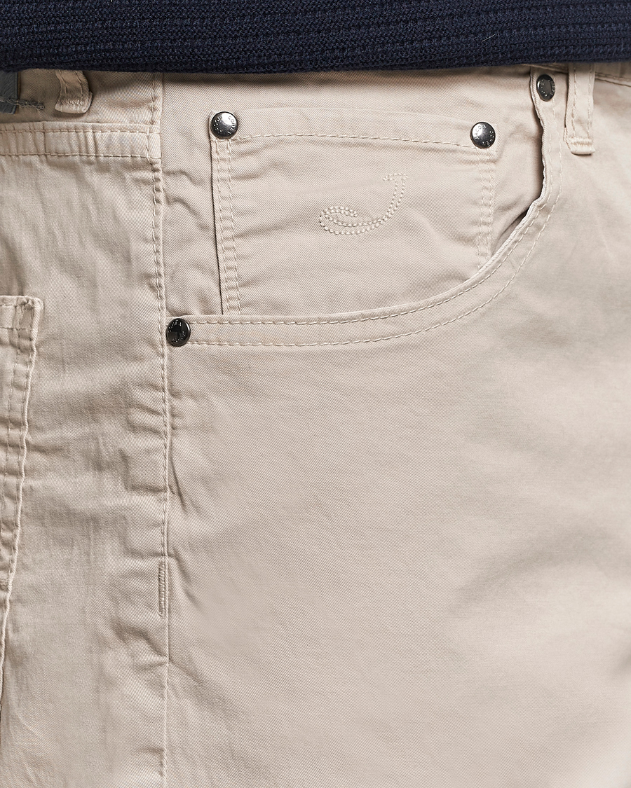 Men | Shorts | Jacob Cohën | Nicolas Cotton Gabardine Shorts Beige