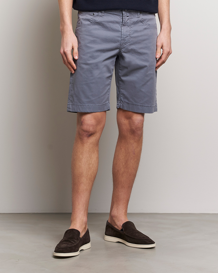 Men | Chino Shorts | Jacob Cohën | Nicolas Cotton Gabardine Shorts Blue Grey