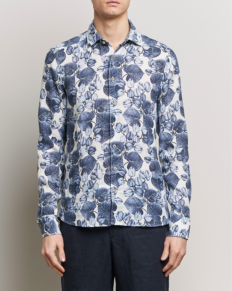 Men | Linen Shirts | Stenströms | Slimline Cut Away Printed Flower Linen Shirt Blue