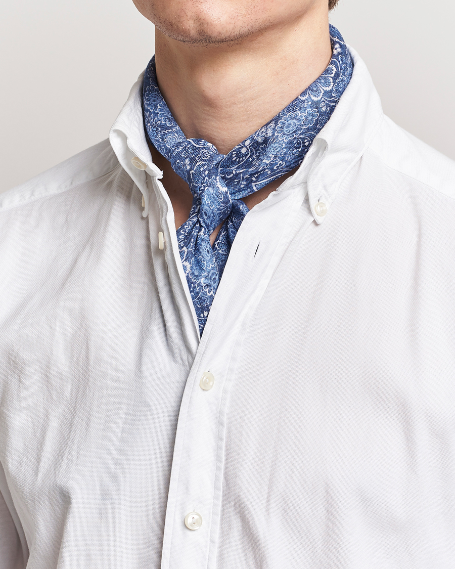 Men | Stenströms Flower Printed Linen Bandana Blue | Stenströms | Flower Printed Linen Bandana Blue