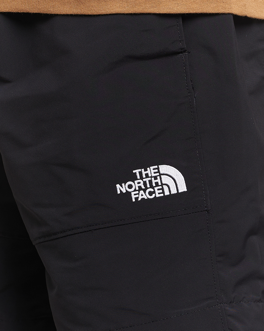 Men | Shorts | The North Face | Easy Wind Shorts Black