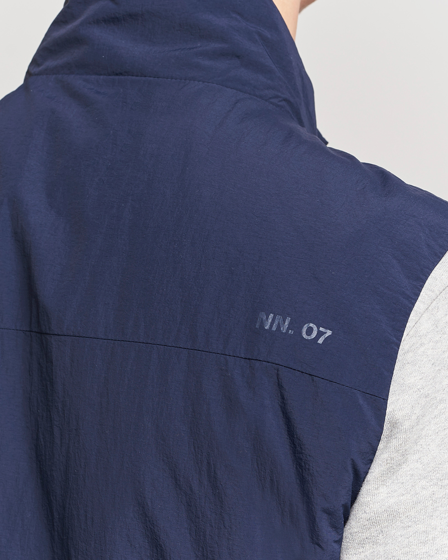 Men | Coats & Jackets | NN07 | Zack Recycled Vest Navy Blue