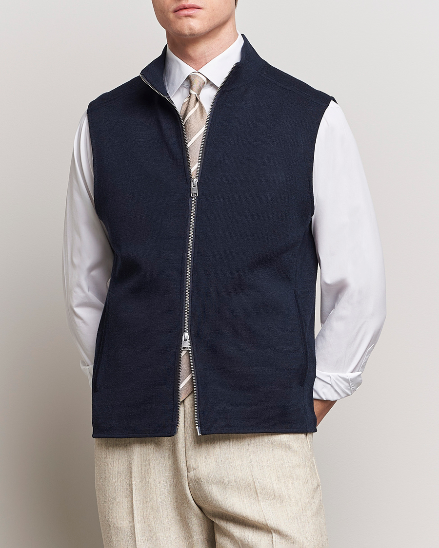 Men | Sweaters & Knitwear | Morris Heritage | Kayden Merino Full Zip Vest Navy