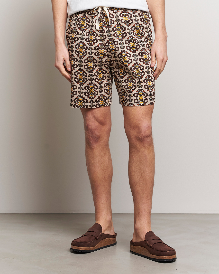 Men | Shorts | LES DEUX | Hendrix Printed Shorts Light Sand