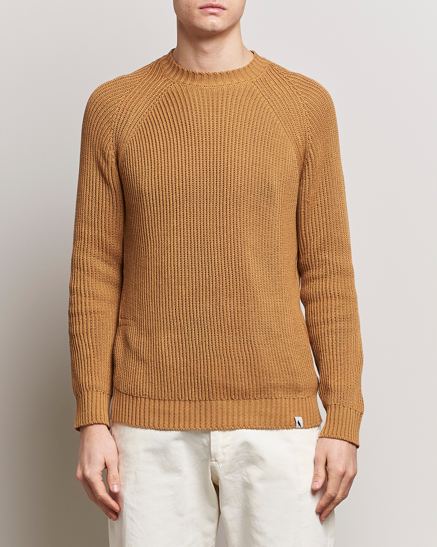 Men | Sweaters & Knitwear | Peregrine | Harry Organic Cotton Sweater Amber